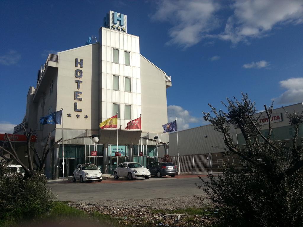 Hotel Ciudad De Fuenlabrada Extérieur photo